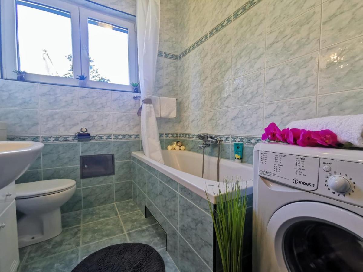 Apartment Lionel สปลิท ภายนอก รูปภาพ